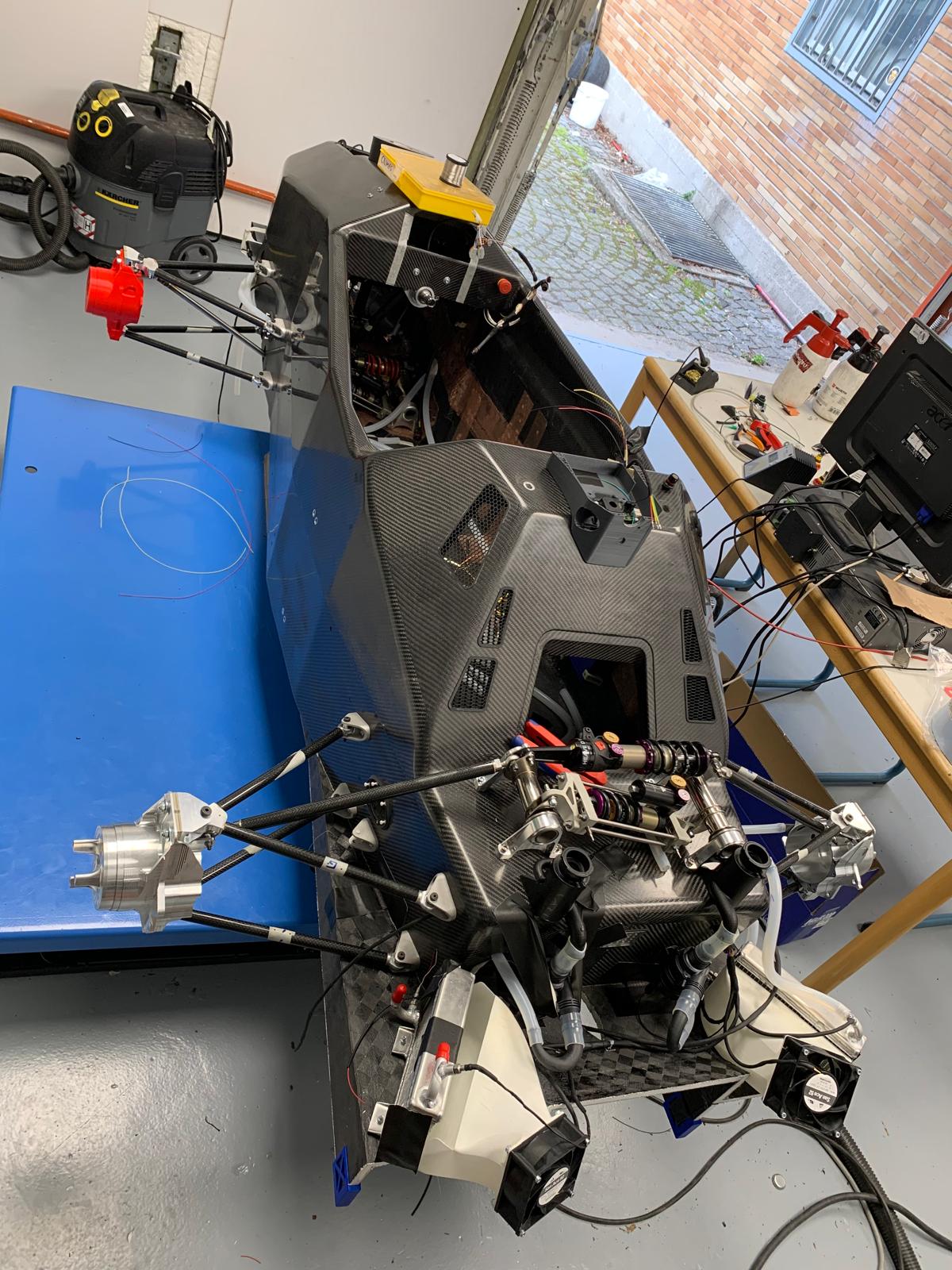 Bare chassis, build-up